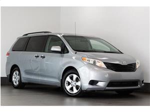 2014 Toyota Sienna LE 7 Passagers